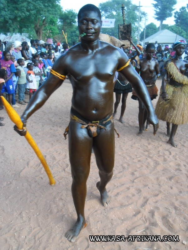 Photos de l'archipel Bijagos Guine Bissau : Peuple Bijagos - Carnaval de Bubaque