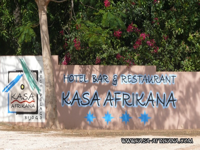 Photos Bijagos Island, Guinea Bissau : Hotel & outbuildings	 - 