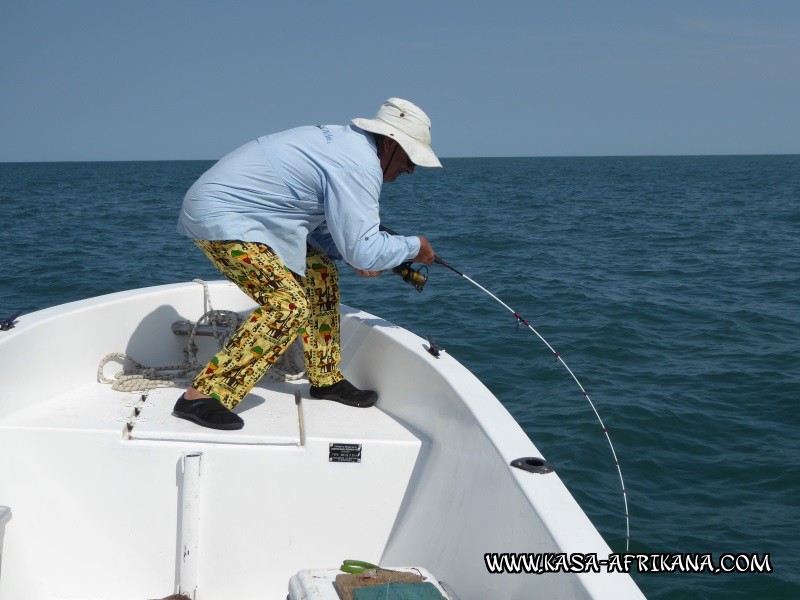 Photos de l'archipel Bijagos Guine Bissau : En action - Poisson fch 