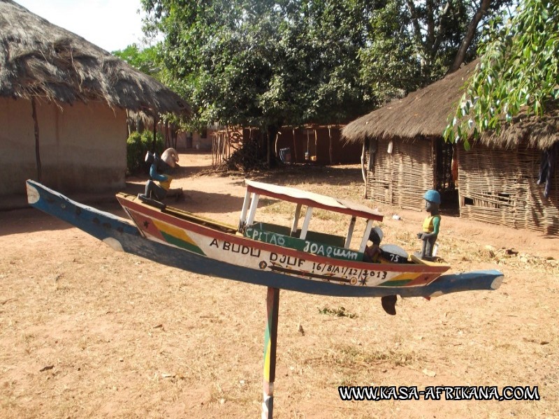 Photos de l'archipel Bijagos Guine Bissau : Peuple Bijagos - Signalisation urbaine